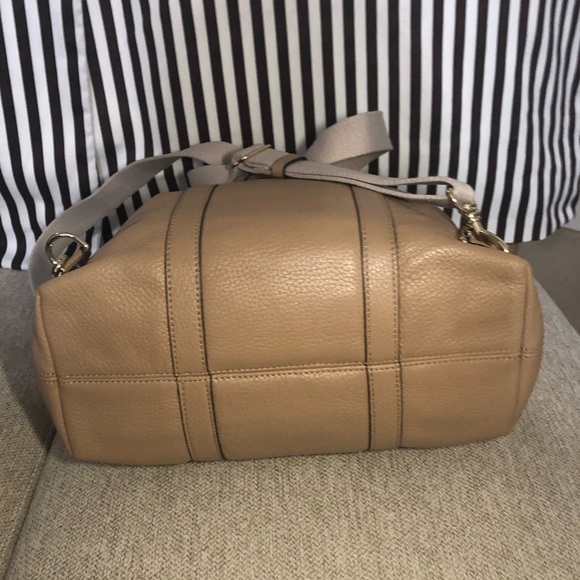 Henri Bendel Jetsetter Mini Convertible Leather Backpack - Picture 8 of 10